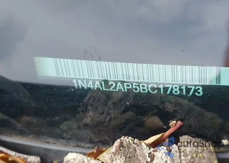 2011 Nissan Altima 2.5 z USA, uszkodzony, nr VIN 1N4AL2AP5BC178173